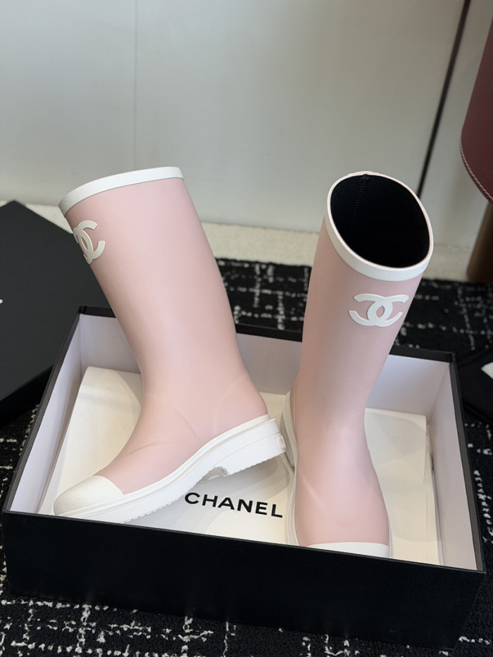 Ch**el boots