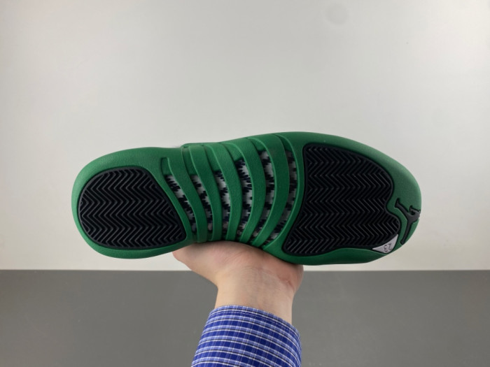 Air Jordan 12“Bucks” CT8013-100