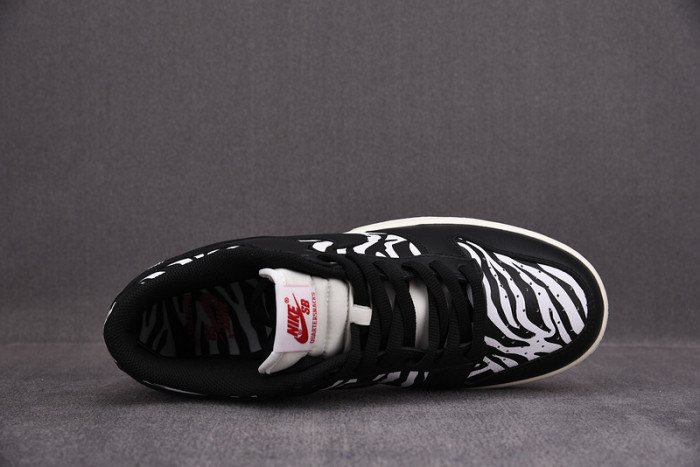 quartersnacks x nike sb dunk low zebra dm3510-001