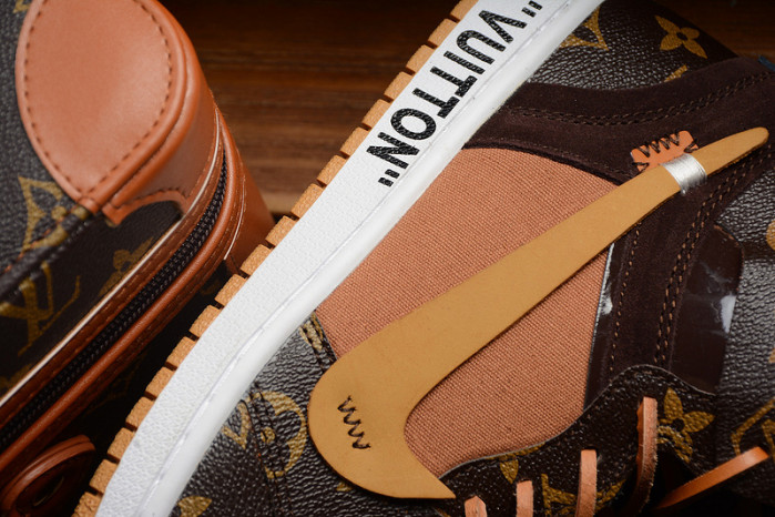 nike air jordan 1s（with case) aq0818-158