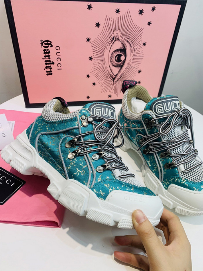 G*u*i1 journey flashtrek jewel crystal low boot