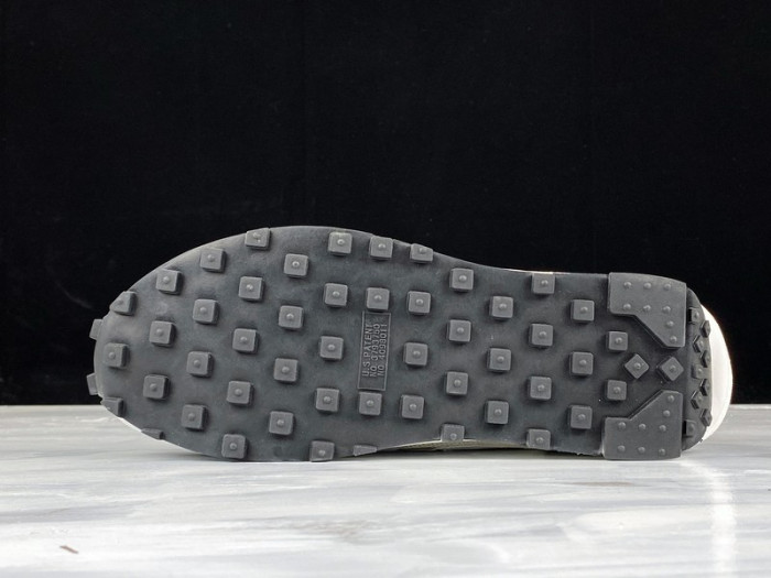 nike ld waffle sacai summit white - bv0073-100