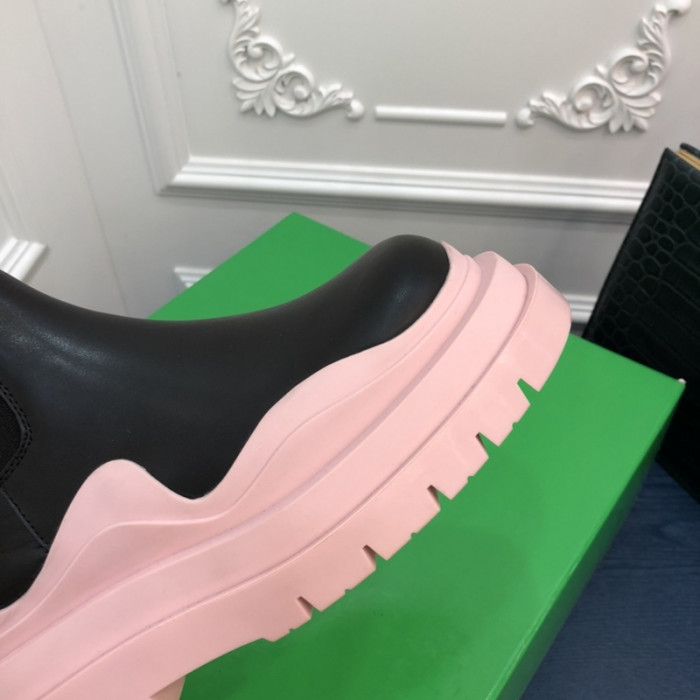 botteg*Ve*ne*ta tire leather ankle boots