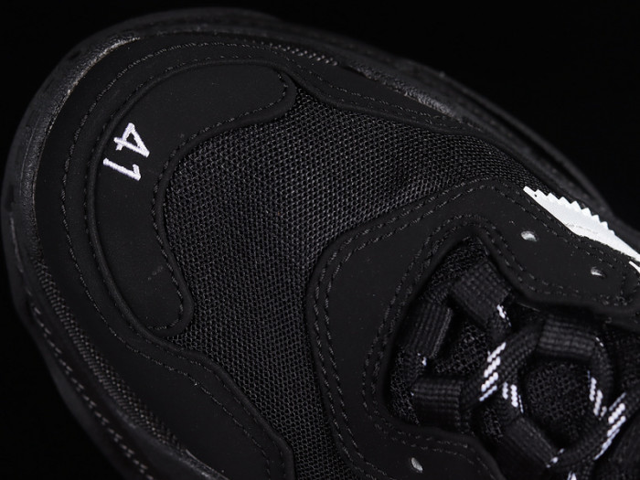 blc* triple s trainer