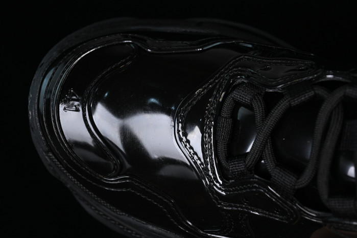 blc* triple s trainer