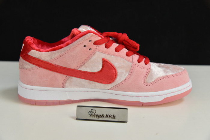 nike sb dunk low pro "strangelove" ct2552-800