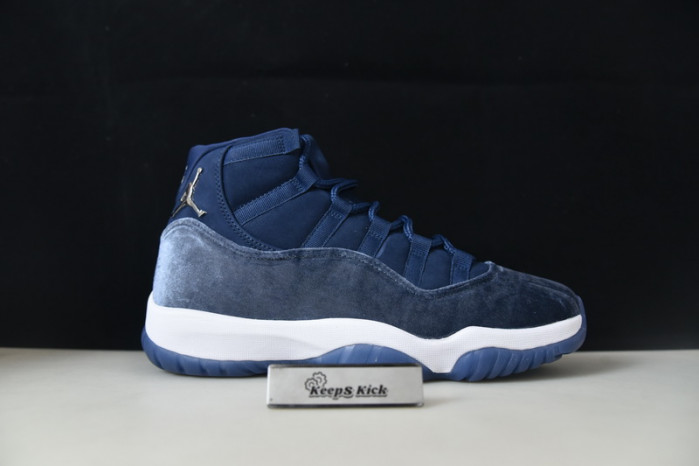 air jordan 11 velvet “midnight navy” ar0715-441