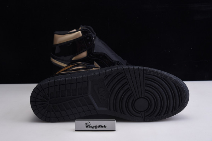 air jordan 1 retro high og black/metallic gold 555088-032